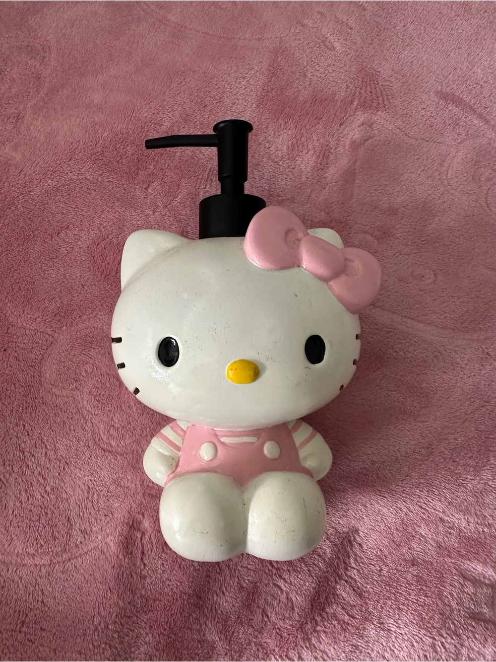 Hello Kitty Pink & White Pump Dispenser with Black Pump